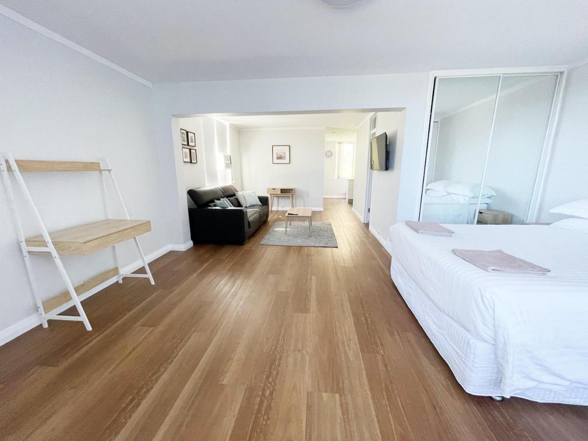 Studio 101 - First Floor Fremantle Studio Apartment Luaran gambar