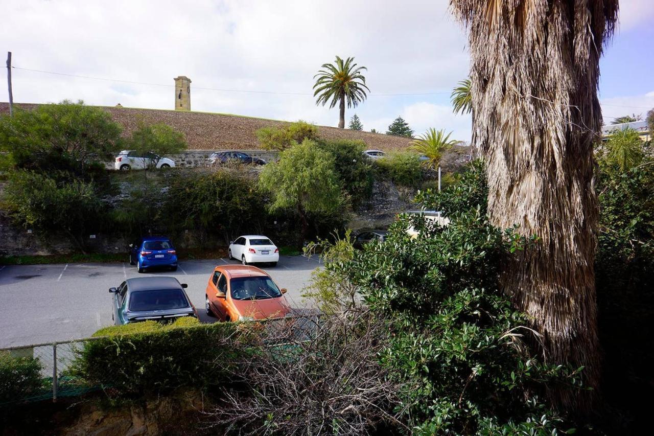 Studio 101 - First Floor Fremantle Studio Apartment Luaran gambar